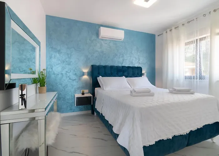 Lux Penthouse Panoramic View With Jacuzzi Makarska