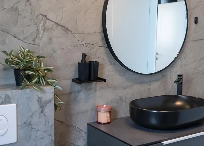 Lux Penthouse Panoramic View With Jacuzzi Apartamento Makarska