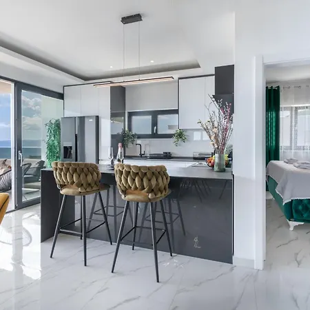 Apartment Lux Penthouse Panoramic View With Jacuzzi Makarska
