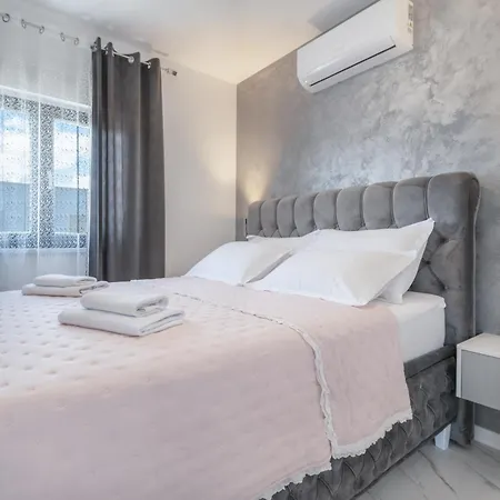 Apartament Lux Penthouse Panoramic View With Jacuzzi *