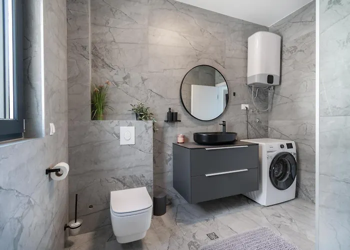 Lux Penthouse Panoramic View With Jacuzzi Апартаменты *
