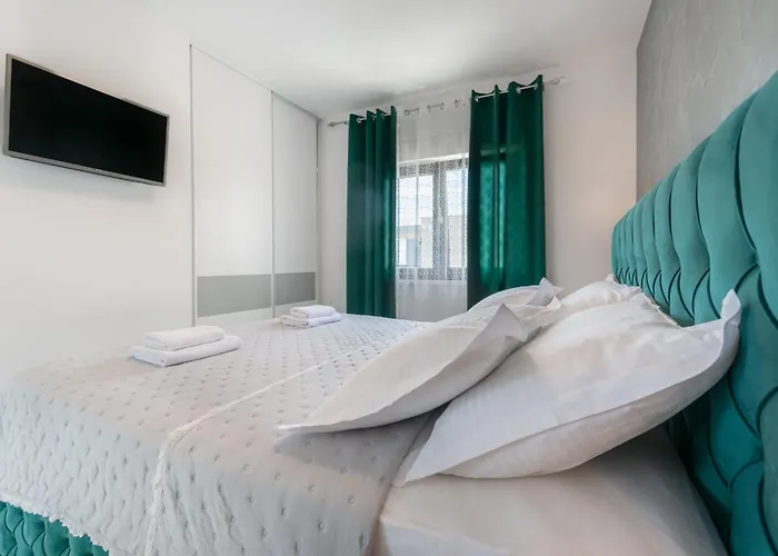 Lux Penthouse Panoramic View With Jacuzzi * Макарска
